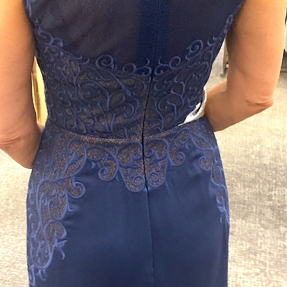 Gorgeous BCBG Max Azria slate blue evening dress/with lace